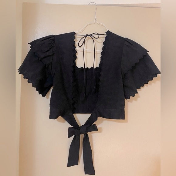 Black Backless Crop Top - Picture 2 of 5